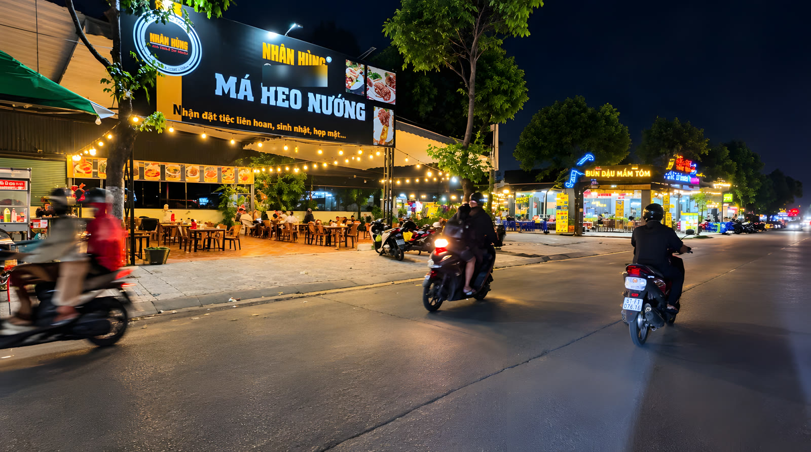 Quán nướng đông khách ở chợ đêm Khu K Việt Nhân Mỹ Phước 3